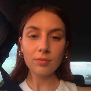 Meet your Posher, Claire